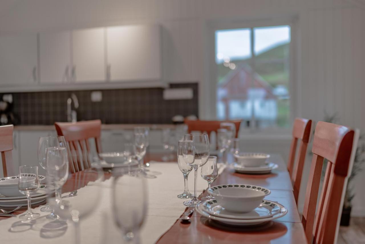 Camp Aurora Villa Karlsøy Exteriör bild