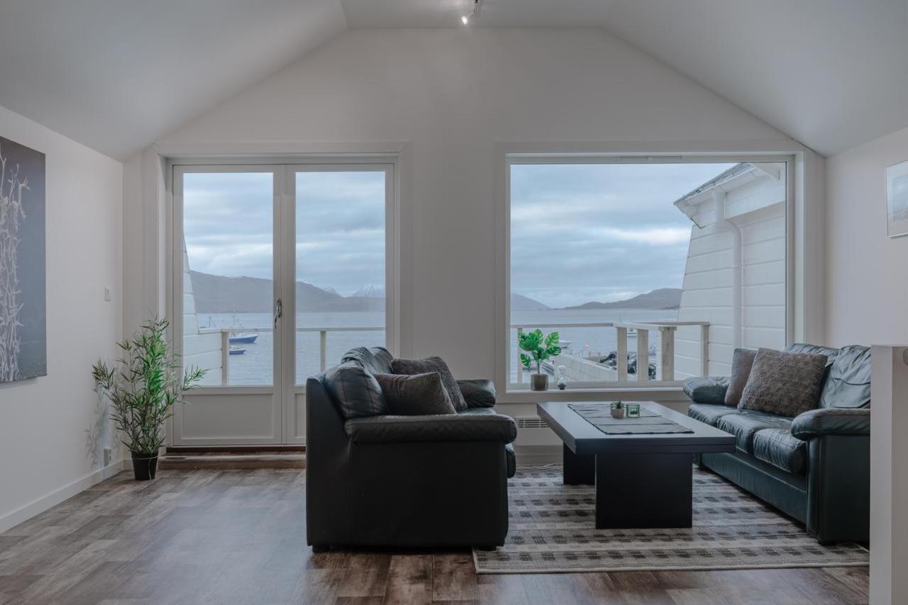 Camp Aurora Villa Karlsøy Exteriör bild