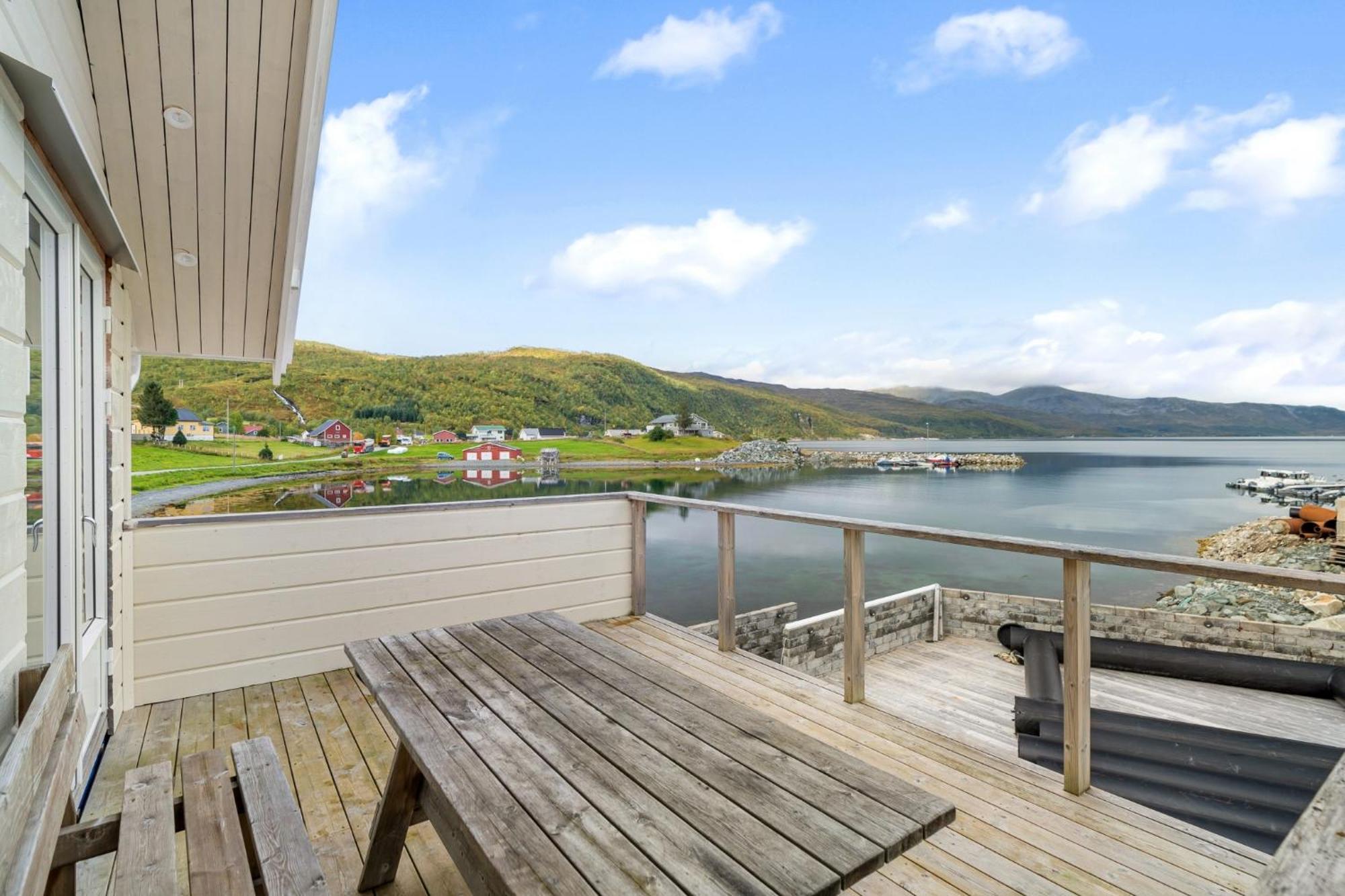 Camp Aurora Villa Karlsøy Exteriör bild